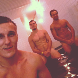 rugbyplayerandfan:  nakedblokes:  Naked blokes.