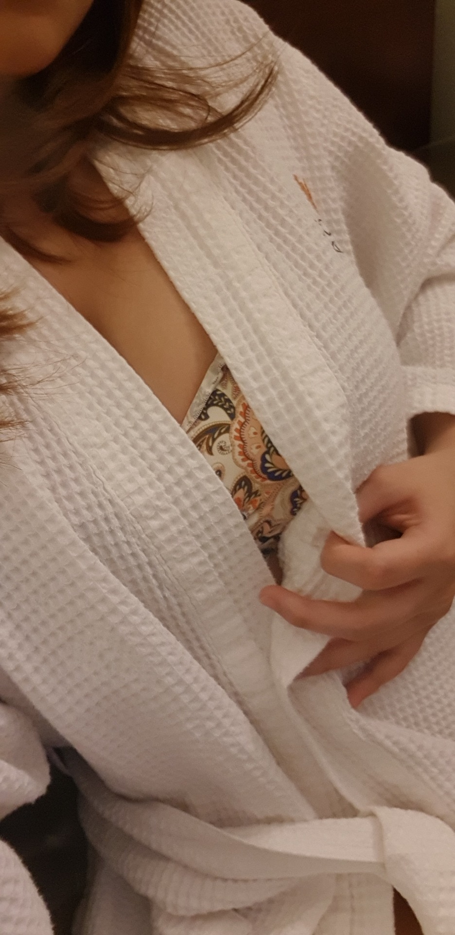 mistressroze:  Last min cancellation and 9pm opened up. Fastest fingers boys.   Xo