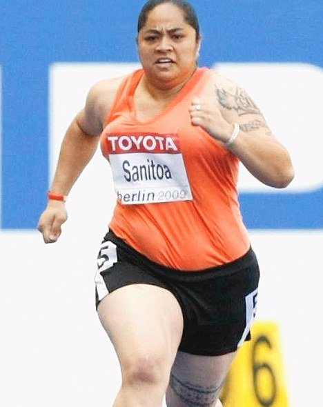 the-exercist:Reclaiming Fitspo: Savannah SanitoaIn August 2009, after failing to qualify in her specialty sport of shot put, Samoan athlete Sanitoa took a wild card entry for the Women’s 100m at the World Athletics Championships in Berlin.Weighing