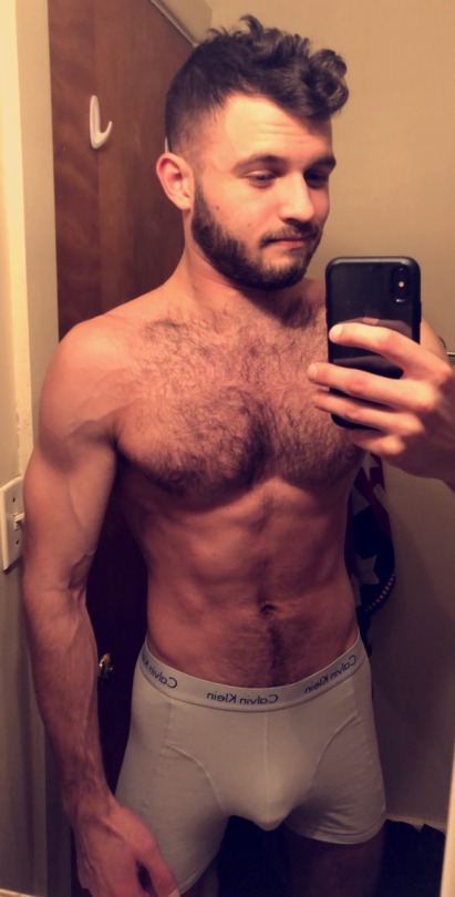 smoothcollegedudemsu:  burnttoakrisp:  I’m back. Left or right?   I’m a total sucker for hot furry studs with beautiful bulges.  Unf 