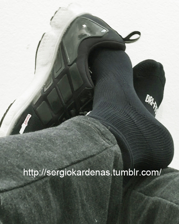 sergiokardenas:  Straight from the gym, who wants to volunteer? Enjoy &amp; Reblog