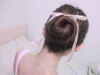 I had a date with a pretty ballerinaHer hair is so briliant that it hurtin&rsquo; my eyes˚୨୧⋆｡˚