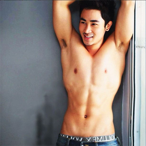 He is SUPER CUTE! =) Boyish face with a to-die-for body! Found on his instagram account