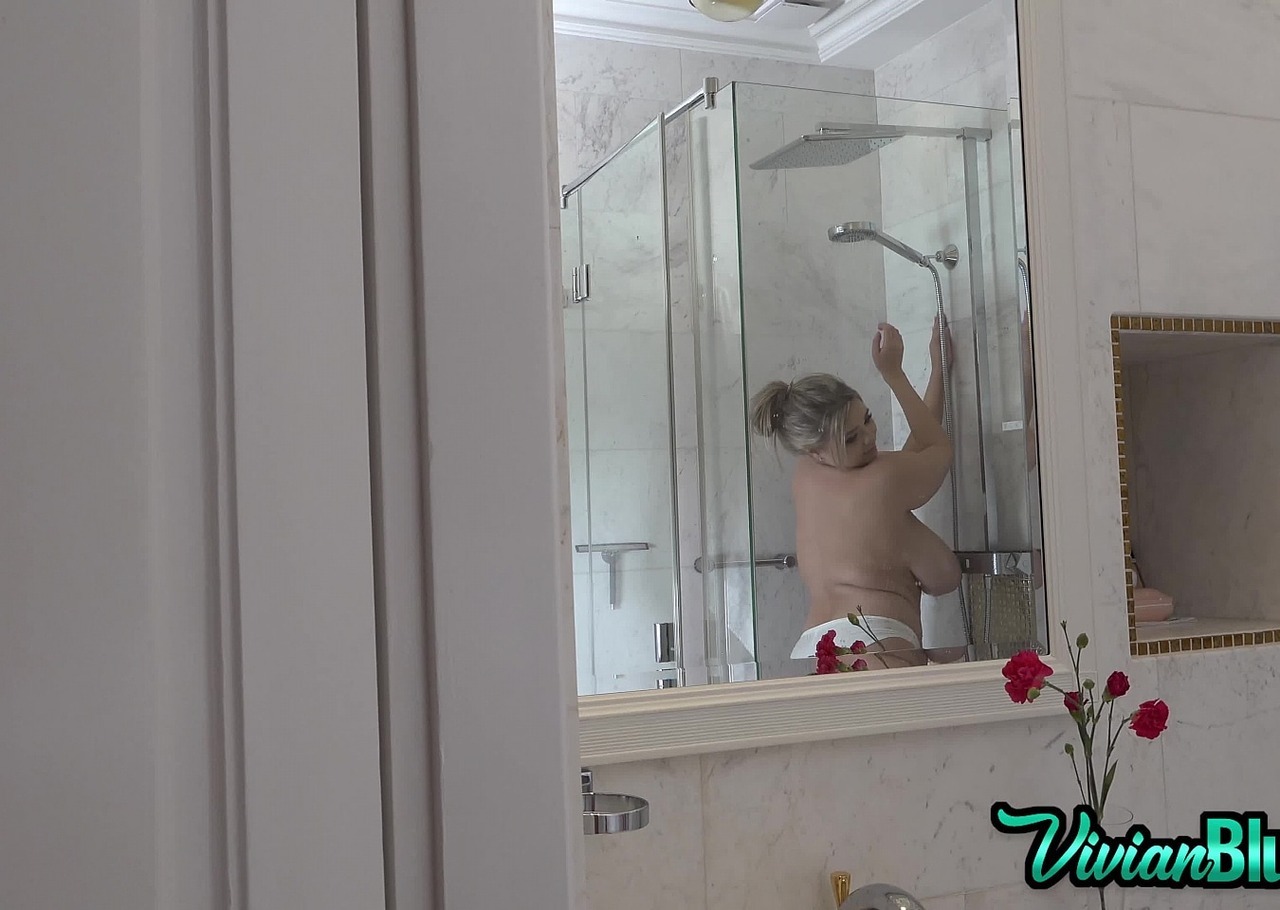 busty-euro-girls:previews of Vivian’s upcoming shower video. getting closer to