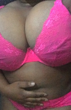 sexinerd21:  The rare moment when my bra and panties match