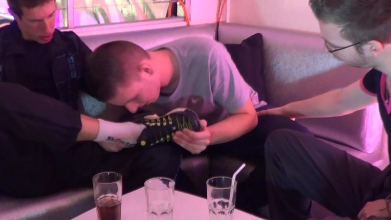 jockhypnoslave:  As the drug took effect, they started to tell him how much he wanted