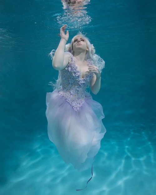 Last but not least from my underwater shoot inspired by The Last Unicorn. Photograhper: @brettsphoto