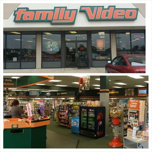 They Do Exist!!! #videostore #movierental #memories (at Family Video)