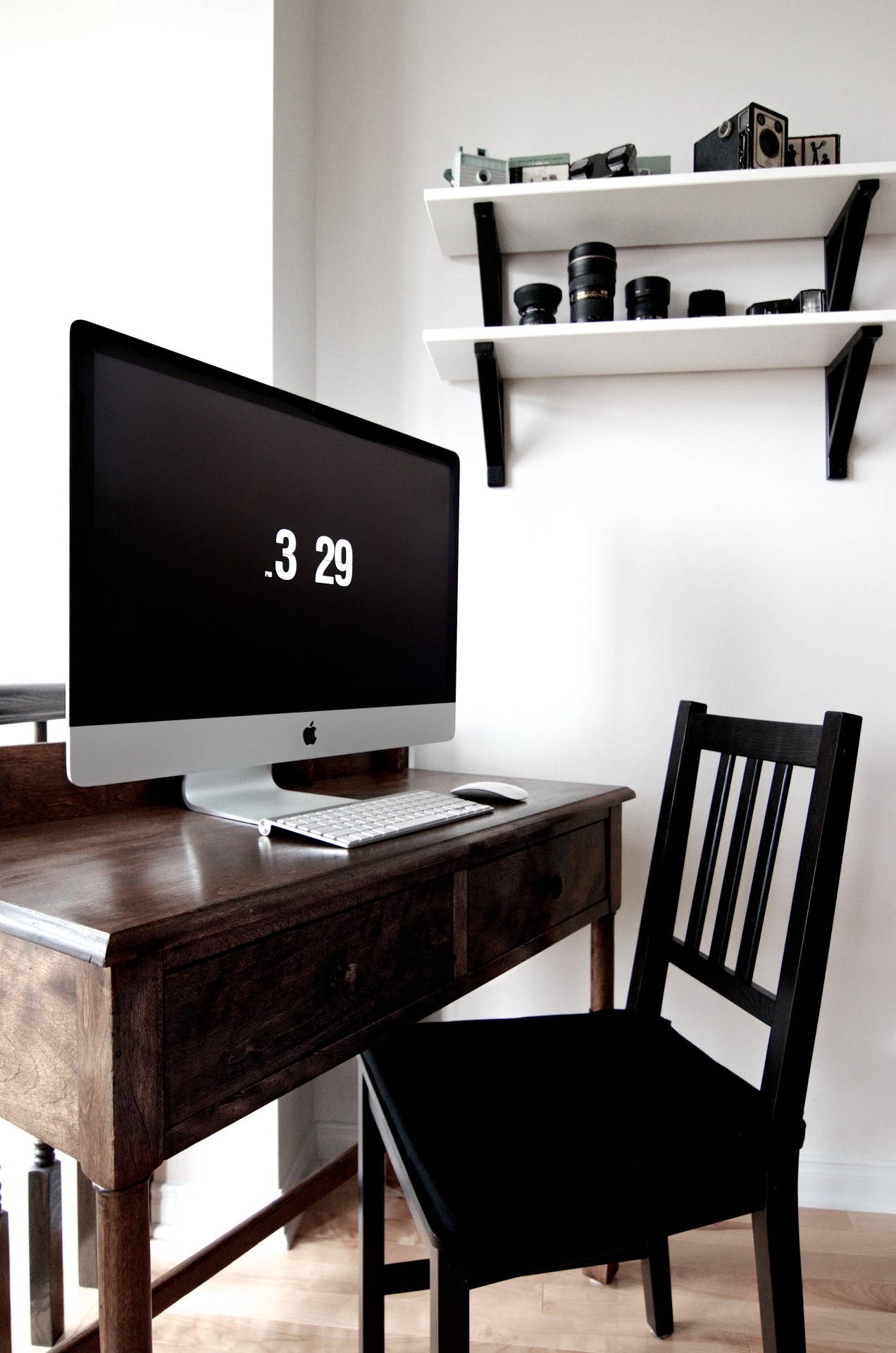 Mostlyperfect submitted this elegantly simple wood desk.