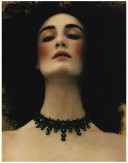 robertocustodioart:Erin O’Connor for Boucheron 2004