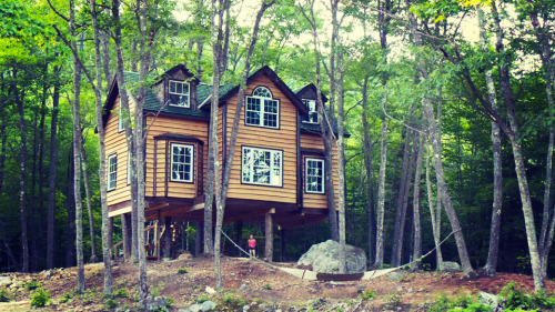 TimberStone Adventures Treehouse. A beautiful 1200 sq. ft. treehouse with a fully equipped kitchen a