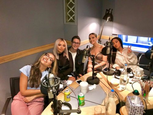 littlemixonline: elliotjholman: Perrie: “It might be a bit of a squeeze… bit cosy!&rdqu