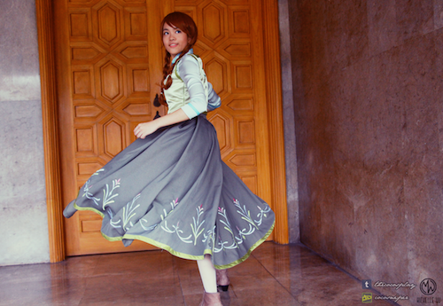 thecocosplay:  Finally finished editing some frames!! The embroidery on this dress deserves much attention. (I had it embroidered) See more in my deviantart! 