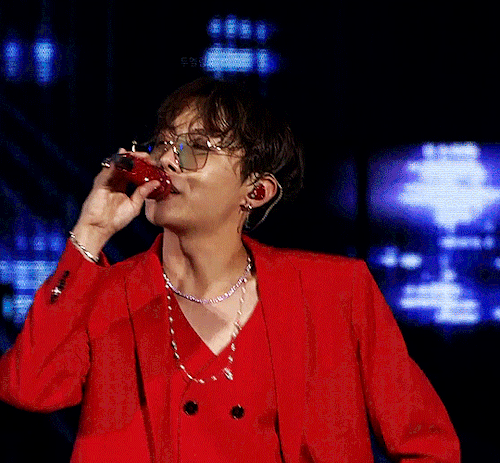 Hoseok - Bts World Tour Love Yourself Speak Yourself | The Final In Seoul{cr: Dwellingsouls}