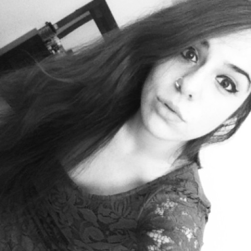 we-should-fuck-now-that-i:  cuntspiracyx:  Plop b/w  LOVE YAAAAAAAAAAAA ♥