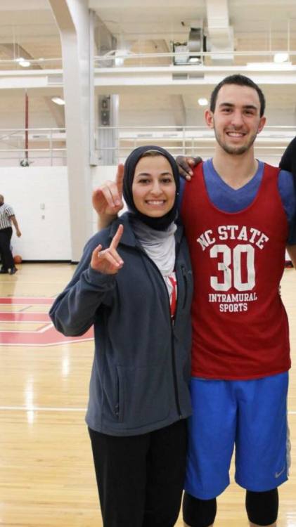 nadinefadlallah:3 Killed In Shooting Near University Of North Carolina At Chapel HillThe three victims were reportedly identified as Deah Shaddy Barakat, 23, Yusor Mohammad, 21, and Razan Mohammad Abu-Salha, 19.American media didn’t consider giving