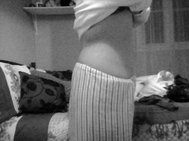 ana-mia-please-dont-hurtme:  17 de febrero (95 kg) 12 de junio (75.5 kg) asco de