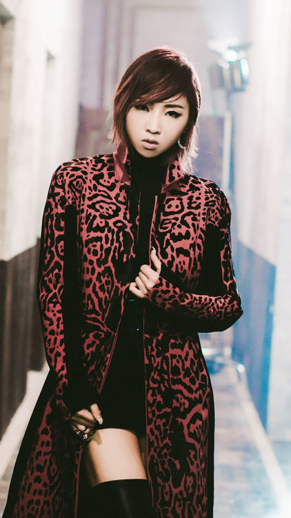 2NE1 members wallpapersplease like/reblog if you save