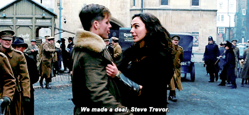 lilacblossoms: #i love the way these scenes are shot#because diana’s supposed to be the fish o