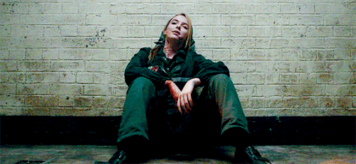 dailyvillanelle:#every possible gay way to sit: portrayed by villanelle (ﾉ◕ヮ◕)ﾉ*:･ﾟ✧