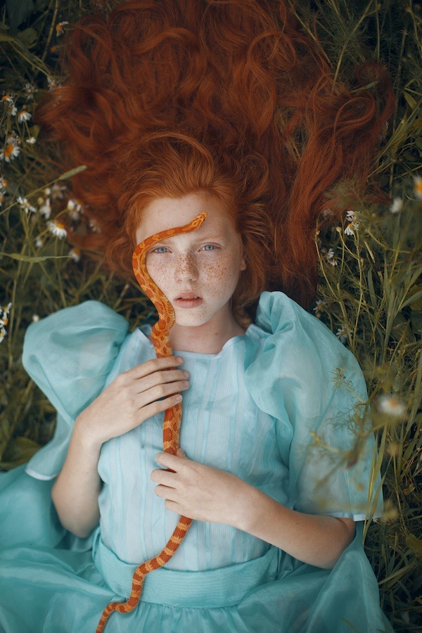 mymodernmet:  Surreal portraits by Katerina Plotnikova Portraits of young girls holding