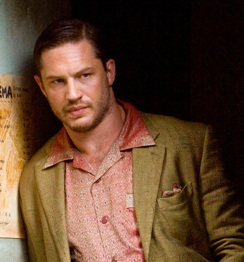 tomhardyvariations: Tom Hardy as Eames || Inception (2010)