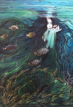 mermaidenmystic:Ocean Girl by Vietnamese