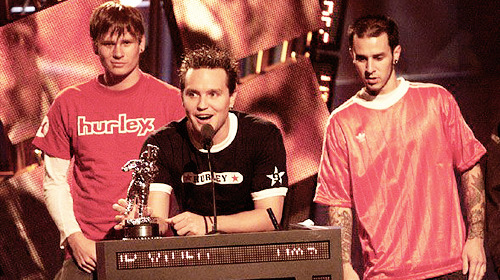 eatsleepblink-:  blink-182 at the MTV Video porn pictures