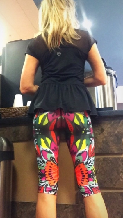 heavenstobetsy69:  Coffeetime at the gym. Apparently my hair needs it too: holy-hot-mess!. But, ponytails give me a headache so I ripped it out.  At least my yoga pants are cute…distraction (by Betsey Johnson)  Workout Song of the Day: I’M NOT OVER