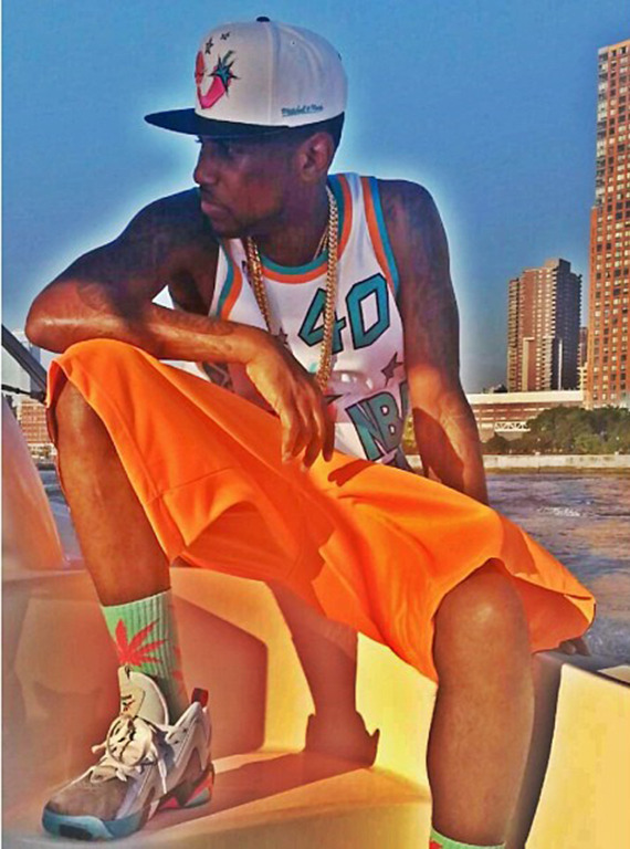 flydef:  &ldquo;U don’t wanna see these guns come out the waist  It’ll be