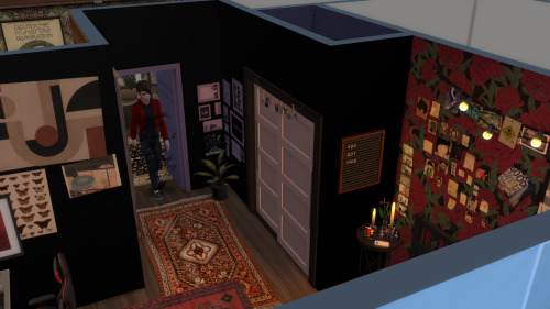 Changed Lilith's Bed Around Using @lucidicer's Funky Separated Mattress And Pillows (and A Ton Of Other