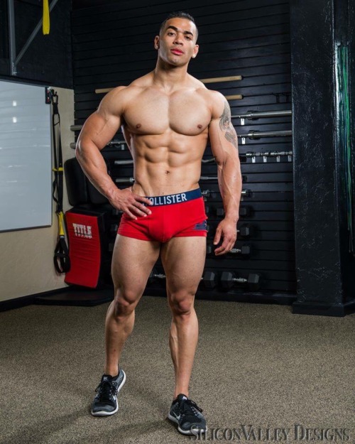 monstergodcock:  Jaime McTizic   Or   Jamie LeRoyce  https://www.facebook.com/JamieLeRoyce/