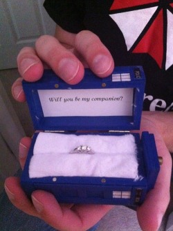 whoufflesoufflegirl:  Yes fangirls, that is an Asscher cut engagement ring in a TARDIS box… #this is the story of how I died #MichaelandFiaremyOTP #MiFi #Whoufflé  