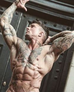 perfectly-sculpted:    Andrew England    Instagram - andrewengland88