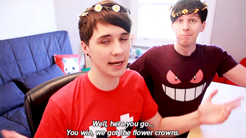 elmaskywalker2:  Phil likes the flower crowns. …Dan not so much. x 