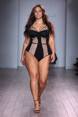 athickgirlscloset:  Ashley Graham on the