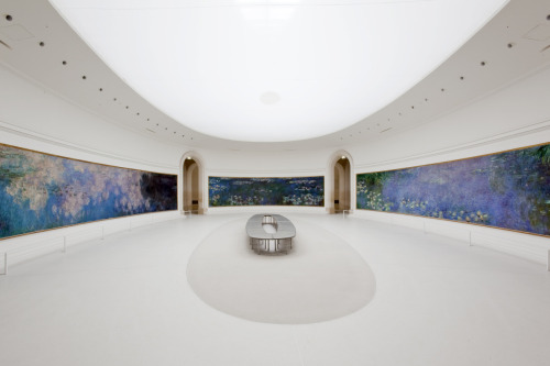 love: “Take me to an art museum. Kiss me between the paintings.” Musee de l'Orangerie by Claude Monet 