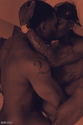 diamondstatus:  drk0313:  Darkskinnedsexxxboi Luvn®  We are One together and together We are One… 💯 🍑 👏 