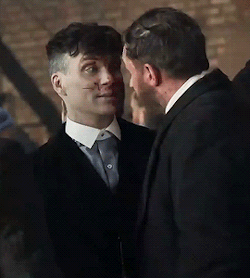 imtommyfuckingshelby:  shelbypolly:  I just want to know what Tom was telling to him  😅😅    Me too!!! He looks like he just wants to piss himself laughing 😂😂