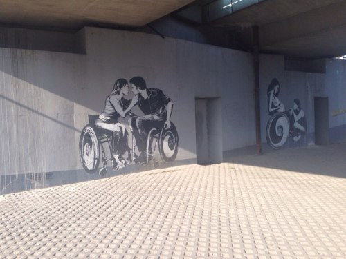 wheelchairproblems:wheelie street art whaaaat!