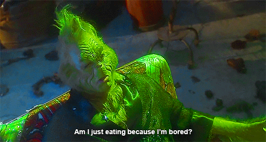 lokiprincess:#my moods during Christmas family gatherings