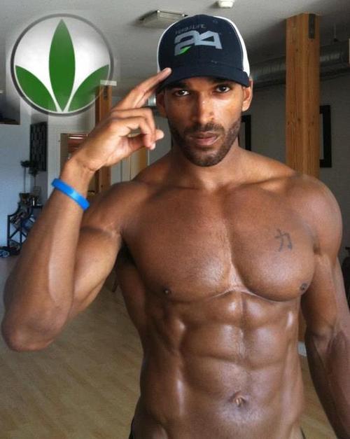 sexiassdude:  Body =]