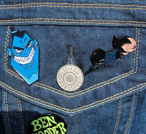 snaggle-teeth: Loving these Samurai Jack pins by pineastwood ! Check em out!  I want the Ashi pin <3