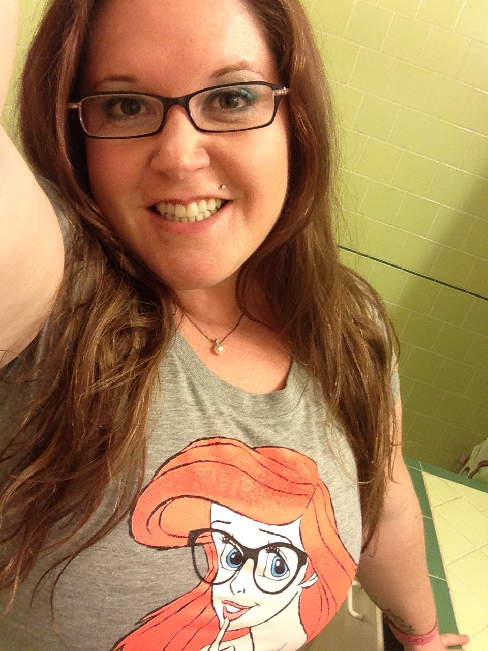 onesubsjourney:  onesubsjourney:  I am pretty, and nerdy 😘 Ariel has been my favorite