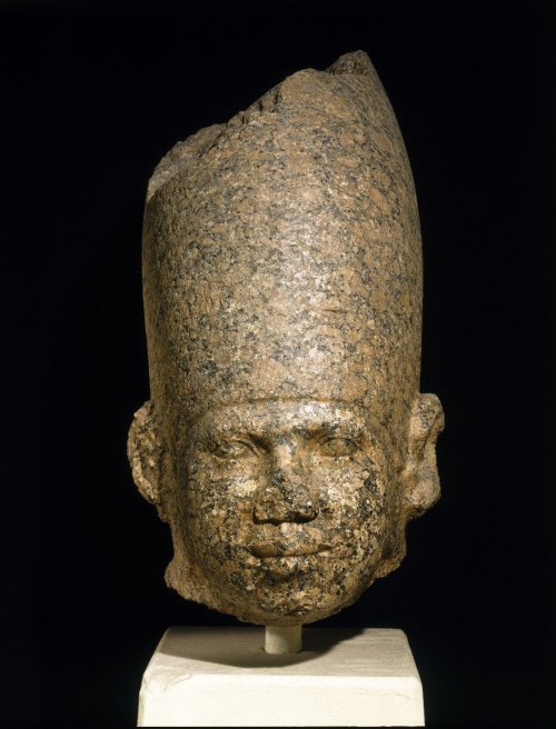 Head of an unknown Pharaoh, sculpted from granite.  Artist unknown; ca. 2650-2600 BCE (3rd/4th 