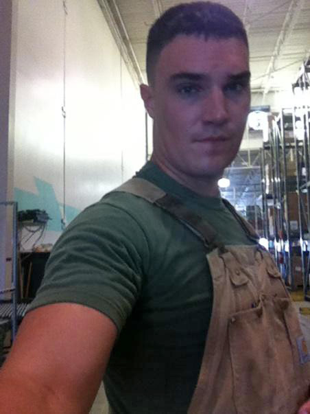 uncutmilitarymen:  Set 3 of the 24 year old straight Marine hottie stationed in Twentynine Palms, CA