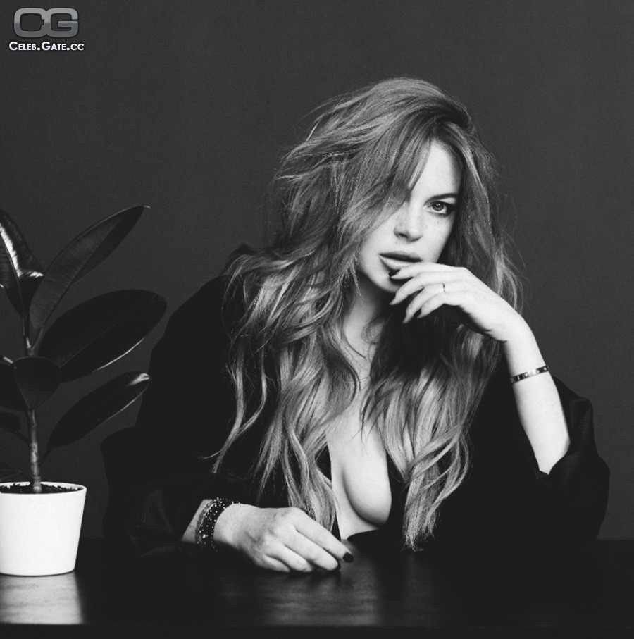 celebrifetish:  Lindsay Lohan