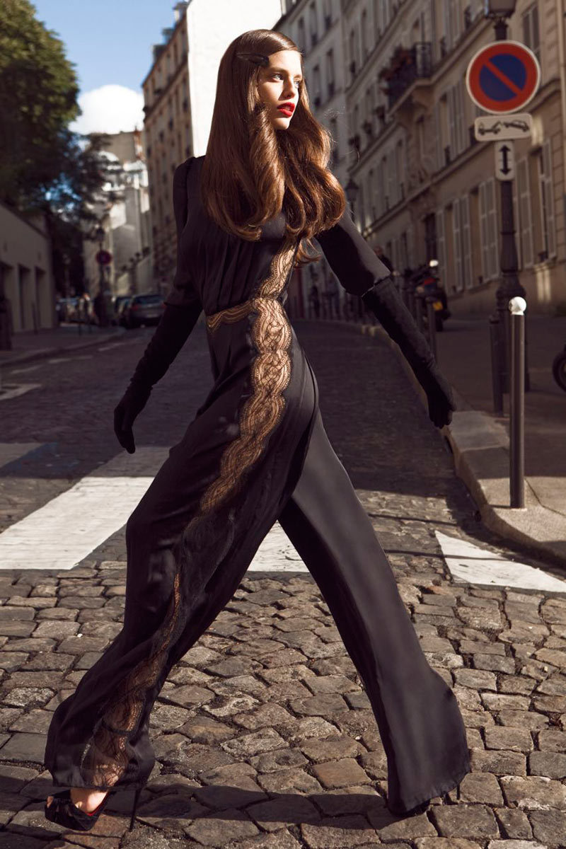 stormtrooperfashion:  Emily DiDonato by Alexander Neumann for Vogue Mexico, January