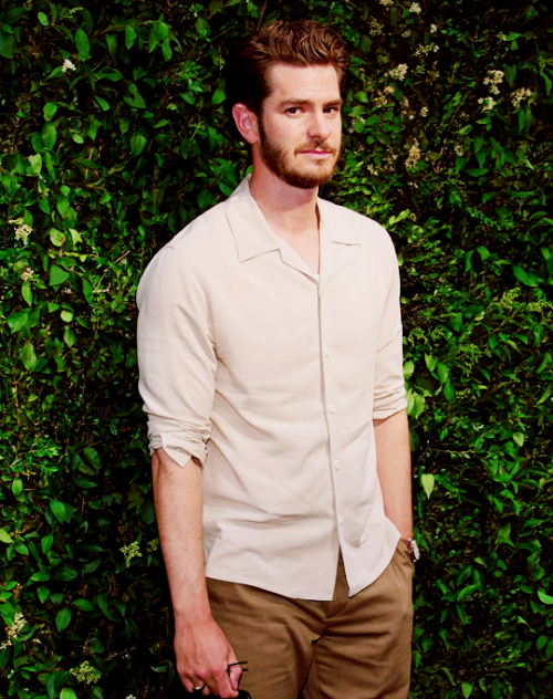 nikita-mearss:Andrew Garfield attends the 2022 Tribeca Film Festival Chanel Arts Dinner (June 13, 20