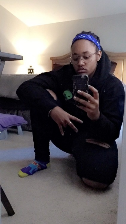 ohhfuxk:  omw to seal yo girl(’s heart)